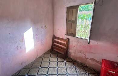 Imagem 9: Casa grande sítio. 1.265m² de Área, 3 Vagas na garageme3 Dormitórios