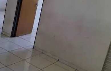 Imagem: O apartamento possui 2 Dormitórios, 1 Banheiro, 2 Vagas na