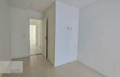 Imagem 12: Apartamento com 3 Dormitórios, 1 Suíte à Venda, 99 m² por R$ 699.000,00...