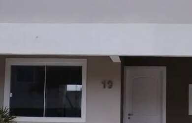 Imagem: A casa em condomínio possui 4 Dormitórios, 3 Banheiros, 2