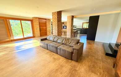 Imagem 4: Casa de alto padrão com 05 suítes para locação no condomínio Country...