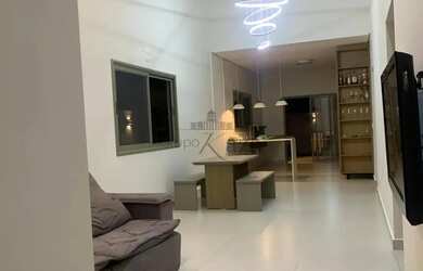 Imagem: A casa em condomínio possui 3 Dormitórios, 3 Banheiros, 2