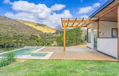 Imagem 2: Casa com 3 quartos em Secretário, Petrópolis