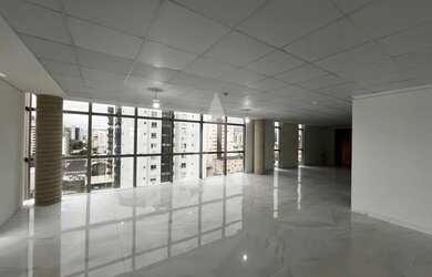 Imagem 7: Imóvel comercial, sala ampla, localizado no bairro América em Joinville,...