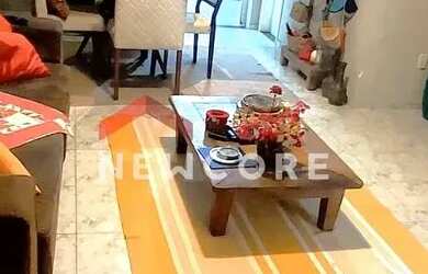 Imagem: A casa possui 3 Dormitórios, 4 Banheiros, 2 Vagas na garagem