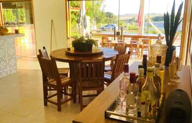 Imagem: A chácara possui 2.000m² de Área e está localizado em Guapó