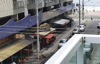 Imagem: O apartamento possui 2 Dormitórios, Acomodam 6 pessoas, 1 Vaga