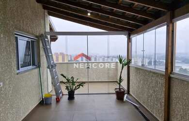 Imagem: O apartamento na cobertura possui 3 Dormitórios, 2 Banheiros