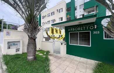 Imagem: O apartamento possui 2 Dormitórios, 1 Banheiro, 1 Vaga na garagem