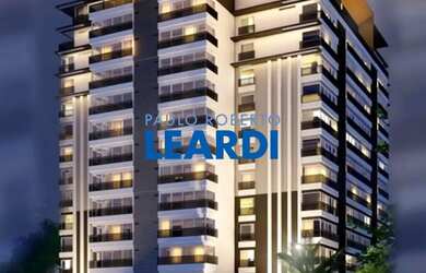 Imagem: O apartamento possui 1 Dormitório, 2 Banheiros, 1 Vaga na garagem