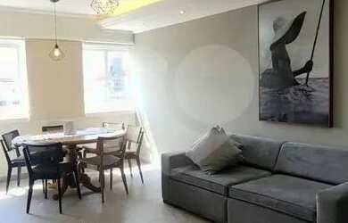 Imagem: O studio possui 2 Dormitórios, 1 Banheiro, 1 Vaga na garagem