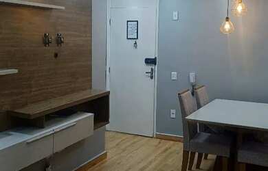 Imagem: O apartamento possui 2 Dormitórios, 1 Banheiro, 1 Vaga na garagem