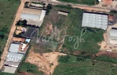 Imagem: O terreno possui 7.400m² de Área e está localizado em Chácara