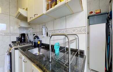 Imagem 9: São Paulo - Apartamento Padrão - JARDIM SANTA EMILIA