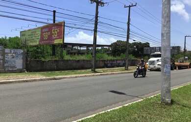 Imagem: O terreno possui 11.250m² de Área e está localizado em Calhau