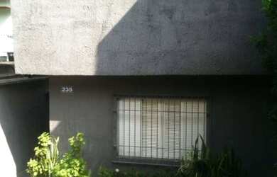 Imagem: A casa possui 5 Dormitórios, 5 Banheiros, 1 Vaga na garagem