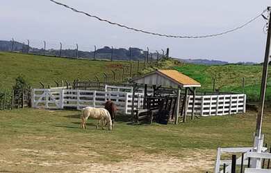 Imagem: A chácara possui 24.000m² de Área e está localizado em