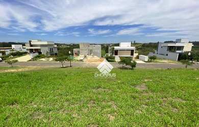 Imagem: O terreno à venda possui 503m² de Área e está localizado