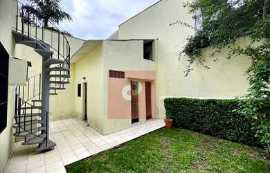 Imagem 5: Casa para venda tem 351 metros quadrados com 3 quartos em Jardim Novo...