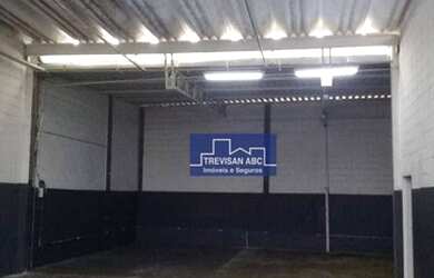 Imagem 2: Galpão à venda na Vila Conceição/Diadema 04 Wc, Vestiário, 03 Vagas