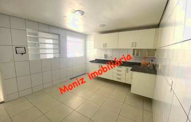 Imagem 6: Casa vila indiana ao lado portão pedestre Usp