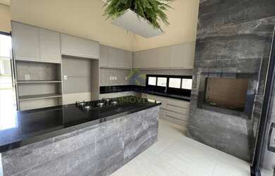 Imagem: A casa em condomínio possui 3 Dormitórios, 5 Banheiros, 4