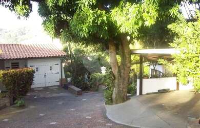 Imagem 3: casa colonial 2.400 metros quadrados quintal