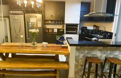 Imagem: A casa em condomínio possui 3 Dormitórios, 4 Banheiros, 2