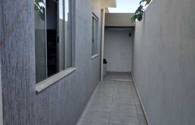 Imagem: A casa em condomínio possui 3 Dormitórios, 2 Banheiros, 2