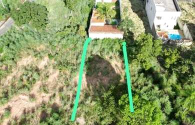 Imagem: O terreno possui 300m² de Área e está localizado em Araés