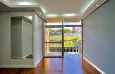 Imagem: O apartamento à venda possui 3 Dormitórios, 2 Banheiros, 2