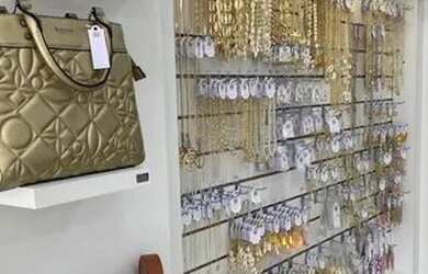 Imagem: O depósito possui 400m² de Área, Imóvel novo e está localizado