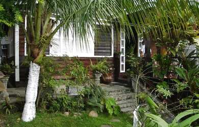 Imagem: A casa possui 5 Dormitórios, 5 Banheiros, 1 Vaga na garagem