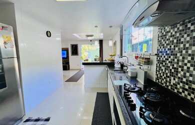 Imagem 5: Casa com 4 Quartos à Venda, 220 m² por R$ 1.500.000 - Peixoto - Niterói/RJ