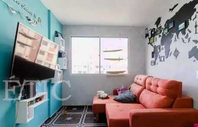 Imagem: O apartamento possui 2 Dormitórios, 1 Banheiro, 1 Vaga na garagem