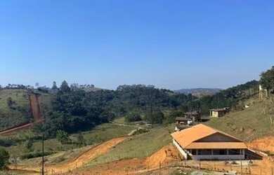 Imagem: O terreno possui 500m² de Área e está localizado em Jardim