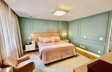 Imagem 16: Oportunidade á venda Casa de alto padrão totalmente reformada 4 suítes...