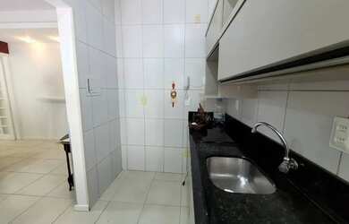 Imagem 5: Ótimo Apto Centro Balneário 02 Qtos Próx. Teatro e Comércio em Geral