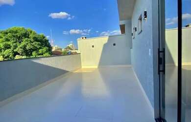 Imagem 16: Sobrado para venda com 217 metros quadrados com 4 quartos