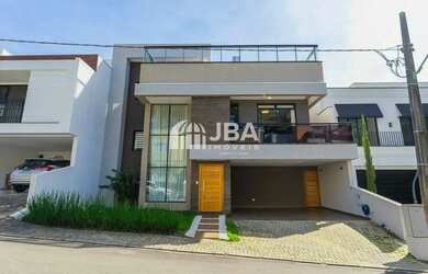 Imagem: A casa em condomínio possui 3 Dormitórios, 5 Banheiros, 2