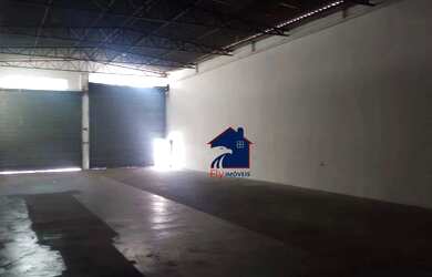 Imagem: O depósito possui 4 Vagas na garagem, 350m² de Área e está