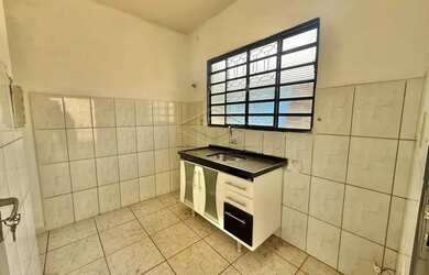 Imagem 4: Casa Residência em Jaú. Área de serviço, 12m² de Área, 1 Vaga na...