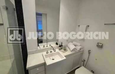 Imagem 12: Apartamento de 2 quartos à venda no Leblon, Reformadissimo, 1 vaga, na...