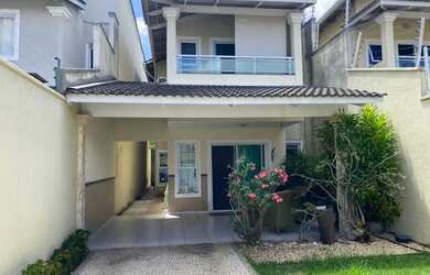 Imagem: O apartamento possui 4 Dormitórios, 4 Banheiros, 2 Vagas na