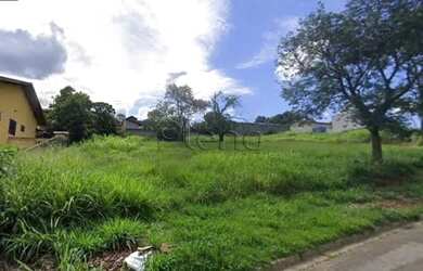 Imagem: O terreno à venda possui 743m² de Área e está localizado