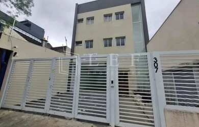 Imagem: O depósito possui 1 Vaga na garagem e 200m² de Área e está