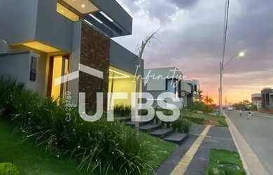 Imagem: A casa em condomínio possui 3 Dormitórios, 5 Banheiros, 4