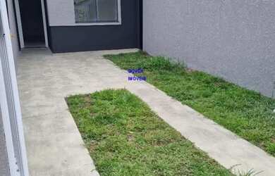 Imagem: A casa possui 2 Dormitórios, 4 Banheiros, 2 Vagas na garagem