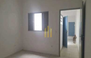 Imagem: A casa possui 1 Dormitório, 1 Banheiro e 37m² de Área e está