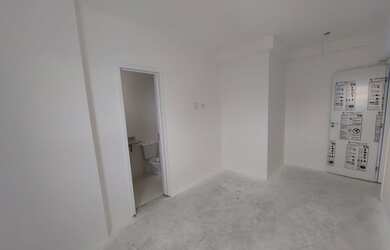 Imagem 5: APARTAMENTO 02 QUARTOS COM SUÍTE VISTA LATERAL PARA O MAR LAZER COMPLETO...